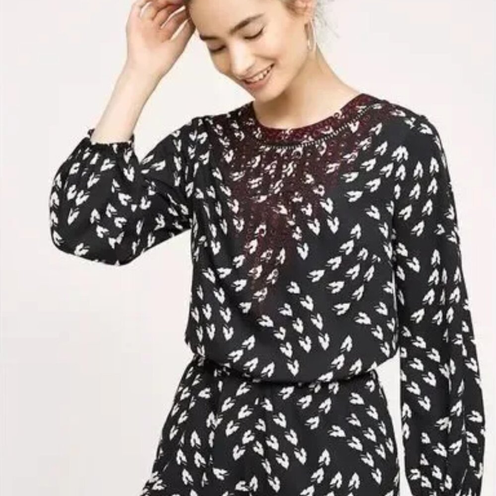 Black & White Printed Pullover Blouse